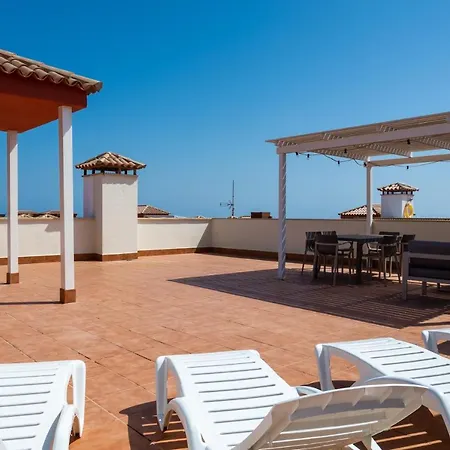 Alma Nortena - Spacious With Terrace דירה